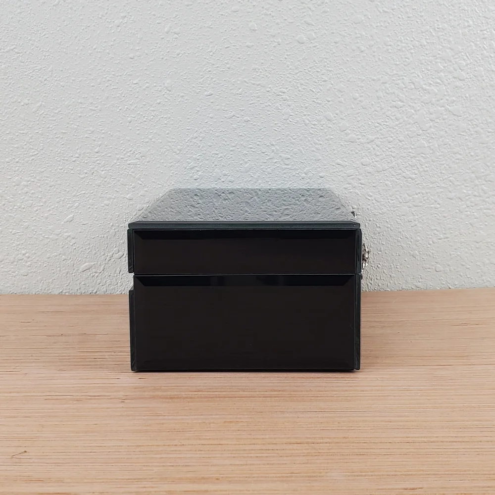 N/A jewelry box